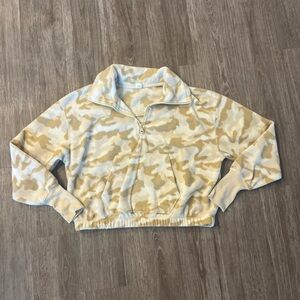 OLD NAVY | Camo Fleece Half Zip Jacket - Small Cream Camo